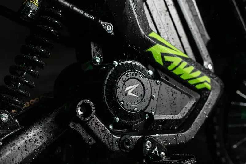 Rawrr Mantis X-6